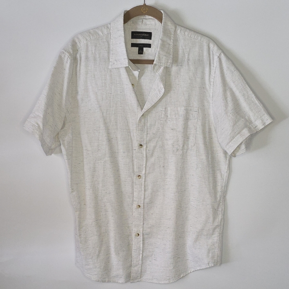 Banana Republic Off White Casual Button-Down Shirt